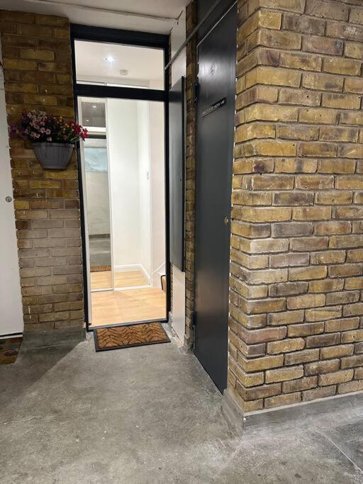 Stylish, Smart & Fun 4 Bed Home Londra Exterior foto